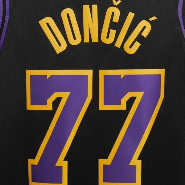 Camiseta Luka Doncic Lakers Nike City Edition Swingman