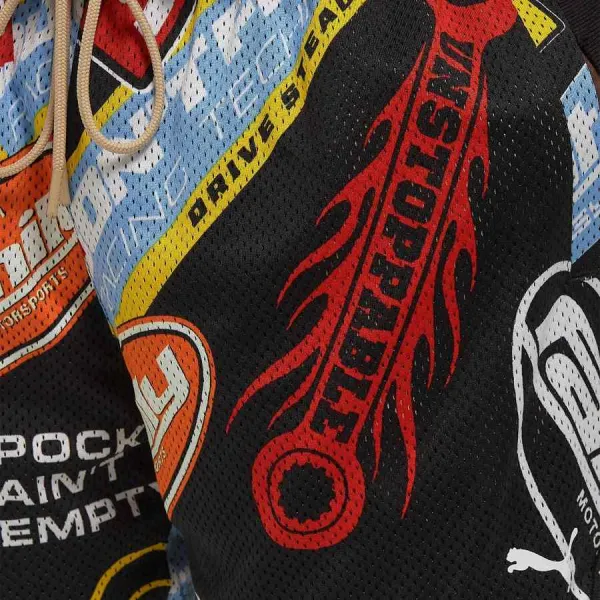 Pantalon corto de baloncesto reversible Puma x Fast and Furious, detalle