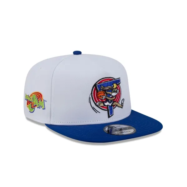 Gorra plana 9Fifty Lola Bunny Space Jam 30th aniversario New Era en blanco, vista logotipos