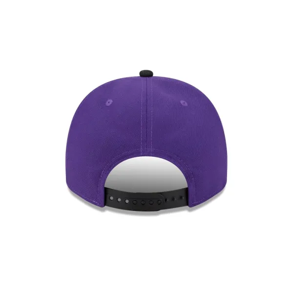 Gorra curva 9Fifty Monstars Space Jam de New Era, cierre