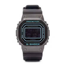 G-Shock GM-5600BWD-1 Bamford frontal sin luz