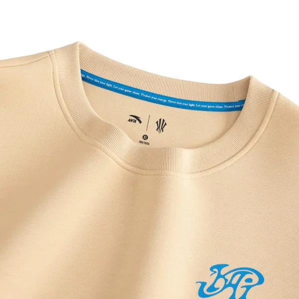 Sudadera Anta KAI Crew beige detalle cuello