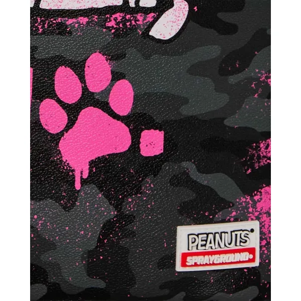 Mochila Sprayground Snoopy Pink Stencil negra y rosa etiqueta