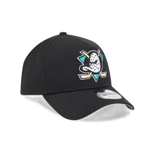 Gorra Anaheim Ducks 9FORTY New Era negra lateral 2 Gorra Anaheim Ducks 9FORTY New Era negra lateral 2