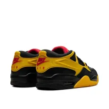 Zapatillas Air Jordan 4 RM Bruce Lee en amarillo y negro, vista trasera