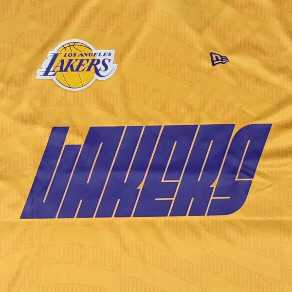 Camiseta Lakers Soccer Oversized New Era NBA