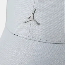Gorra Curva Jordan Rise Cap Metal Light Grey