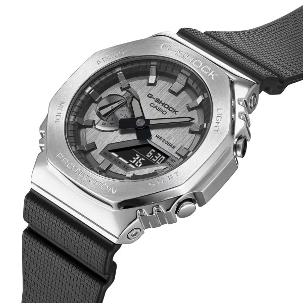 G-SHOCK GM-2100-1AER-MAN Mandalorian detalle