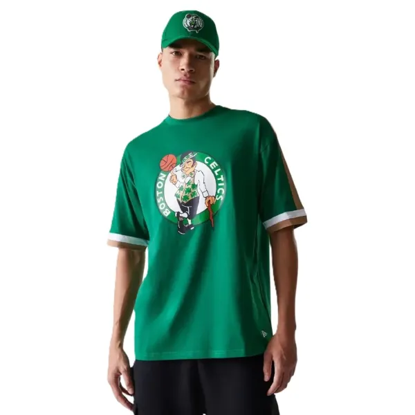 Camiseta manga corta Oversized New Era de los Boston Celtics en verde, modelo Camiseta manga corta Oversized New Era de los Boston Celtics en verde, modelo