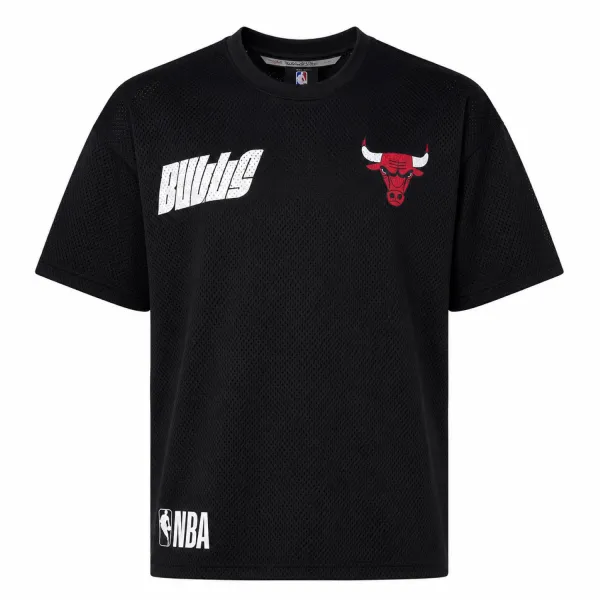 Camiseta mesh de los bulls de New Era en negro Camiseta mesh de los bulls de New Era en negro