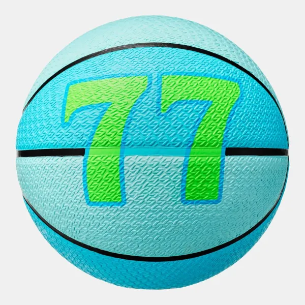 Jordan Playground 8P Luka J101325246107 - posterior