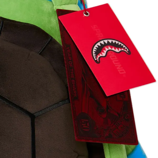 Oso Sprayground TMNT Leonardo - foto etiqueta Oso Sprayground TMNT Leonardo - foto etiqueta