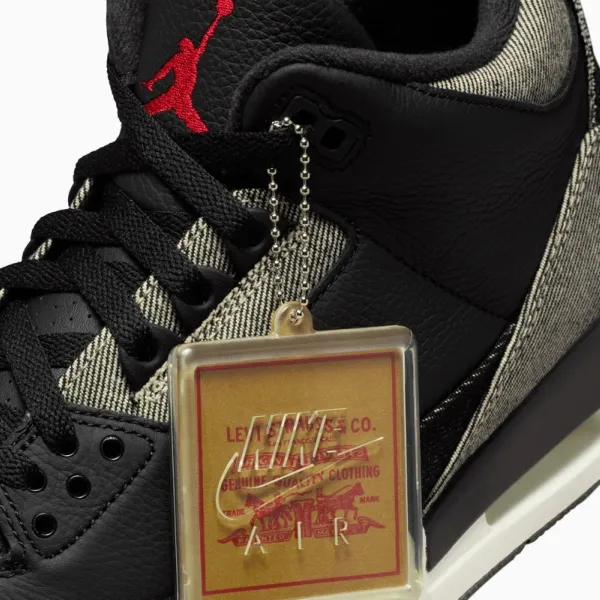 Zapatillas Air Jordan Levi´s Negra - detalle etiqueta Zapatillas Air Jordan Levi´s Negra - detalle etiqueta