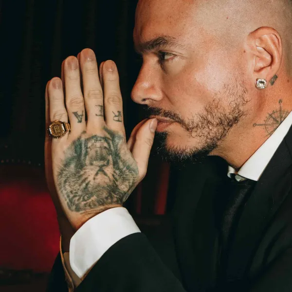 J.Balvin Anillo Casio
