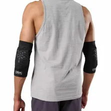 Coderas con proteccion Mcdavid HEX Viz 22140R - modelo chico Coderas con proteccion Mcdavid HEX Viz 22140R - modelo chico