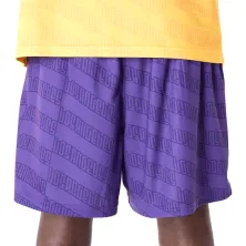 Short Lakers de New Era en morado - trasera