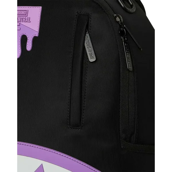 Sprayground Shark Central negra y morada - detalle 1 Sprayground Shark Central negra y morada - detalle 1