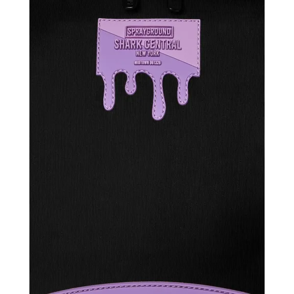Sprayground Shark Central negra y morada - detalle 3 Sprayground Shark Central negra y morada - detalle 3