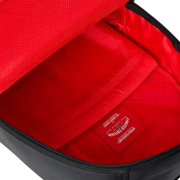 Sprayground Shark Central Negra y bordada - interior Sprayground Shark Central Negra y bordada - interior