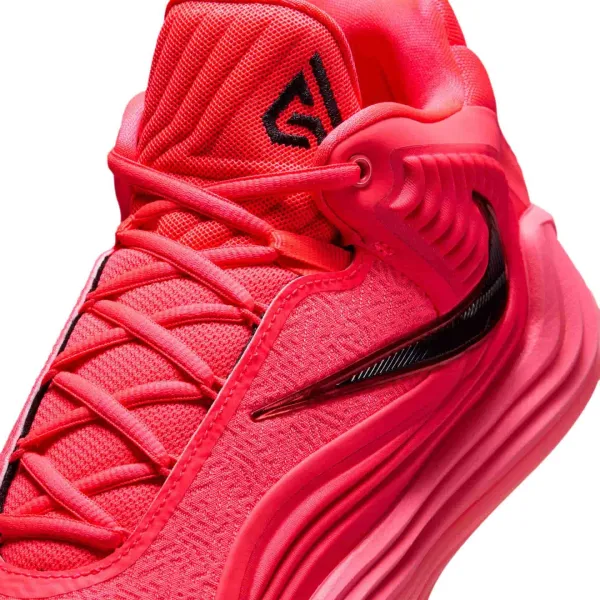 Zapatillas Nike Giannis Freak 7 Bred fot It