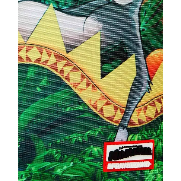 Mochila Sprayground Madagascar King Julien - detalle etiqueta