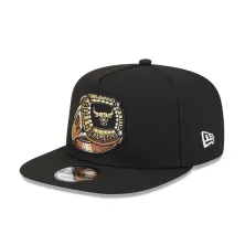 Gorra plana Bulls 9Fifty de New Era con bordados laterales y parche de anillo de campeones
