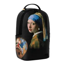 Mochila Sprayground La Joven de la Perla B9188 negra con perla real en el frontal - lateral Mochila Sprayground La Joven de la Perla B9188 negra con perla real en el frontal - lateral