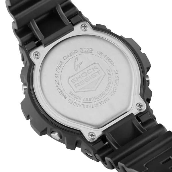 Casio G-Shock DW 6900U-1ER en negro