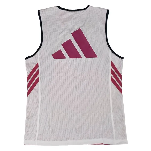 Camiseta entrenamiento Real Madrid de Adidas reversible en blanco posterior Camiseta entrenamiento Real Madrid de Adidas reversible en blanco posterior