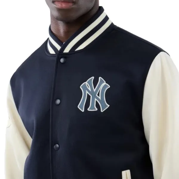 Chaqueta MLB Yankees Jersey bomber navy con bordados, detalle Chaqueta MLB Yankees Jersey bomber navy con bordados, detalle