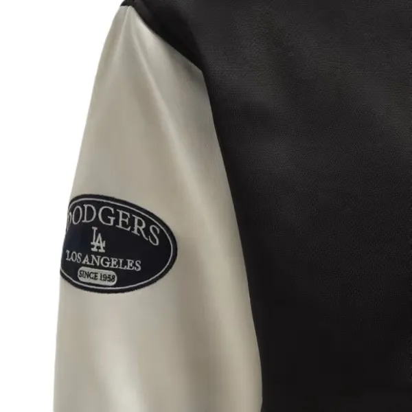 Chaqueta Bomber de Dodgers en negro con mangas blancas y cuello, puños y bajo en canalé - manga Chaqueta Bomber de Dodgers en negro con mangas blancas y cuello, puños y bajo en canalé - manga