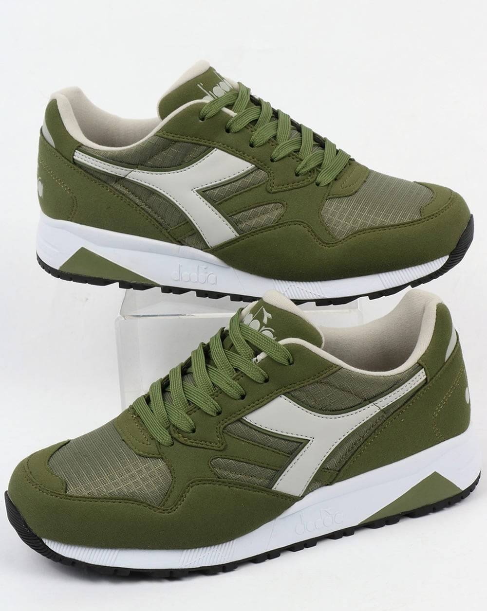 diadora n 902