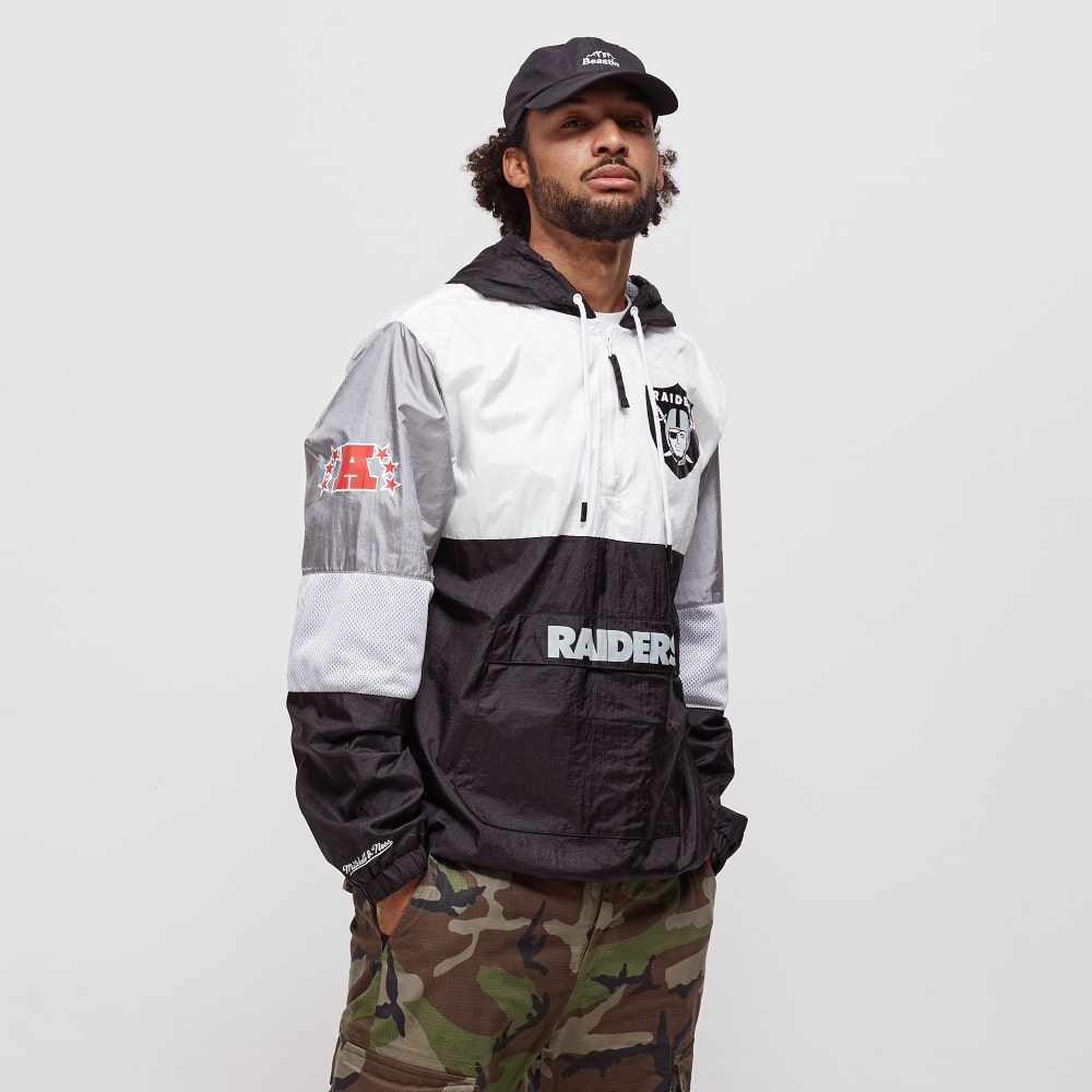 Cortavientos Las Vegas Raiders de Mitchell and Ness