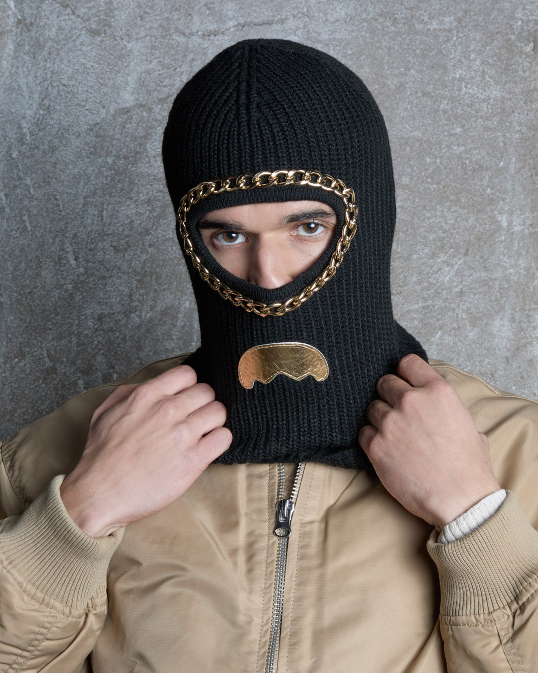 balaclava-sprayground-cadena-dorada-3.jpg