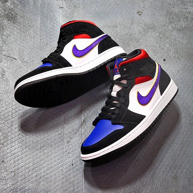 nike air jordan 1 retro mid se top 3