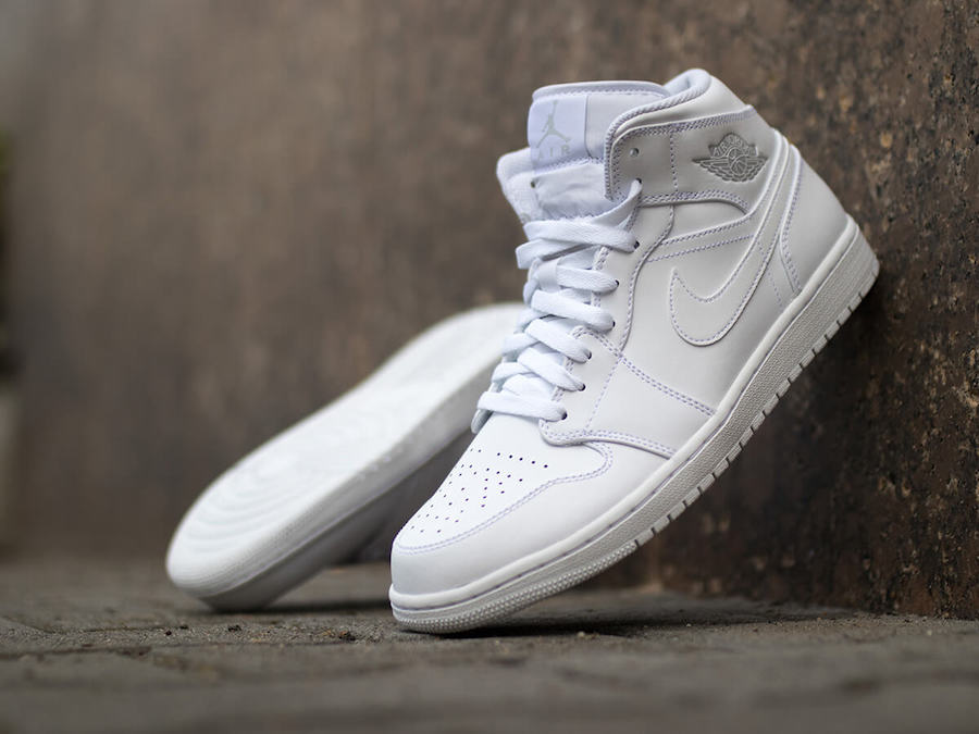 zapatillas jordan I en blanco